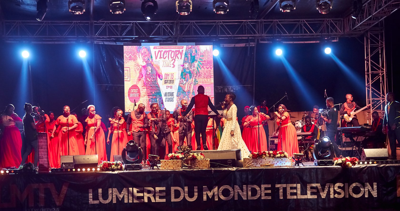 Cote d’ivoire : Victory Time 3, Georgia Angui enflamme le stade d’Angré devant plusieurs milliers de personnes. Revivez les images de cet évènement époustouflant. 